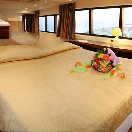 Hotel Bellavista Club-Caroli Hotels Галлиполи Номер фото